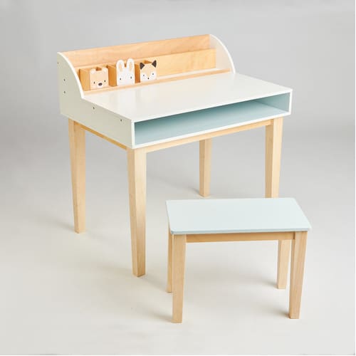 Desk and Chair (Rabbit & Bear)