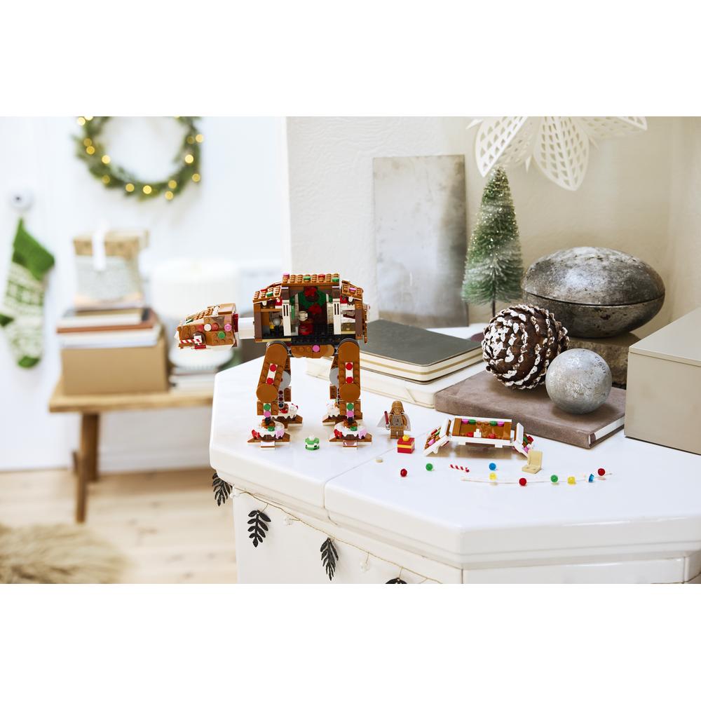 Lego Star Wars Gingerbread AT-AT Walker_2