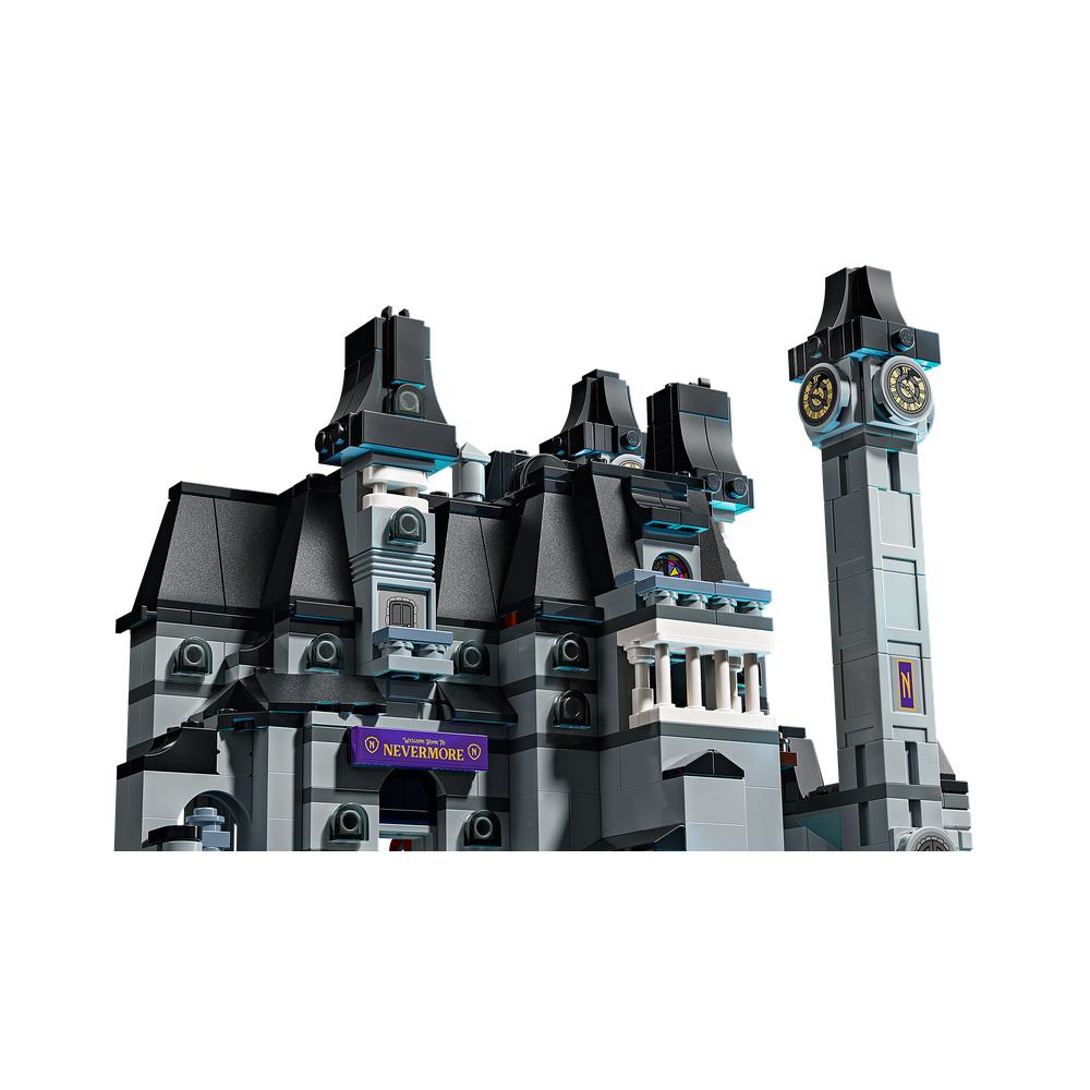 Lego Wednesday 76788 Nevermore Academy_2