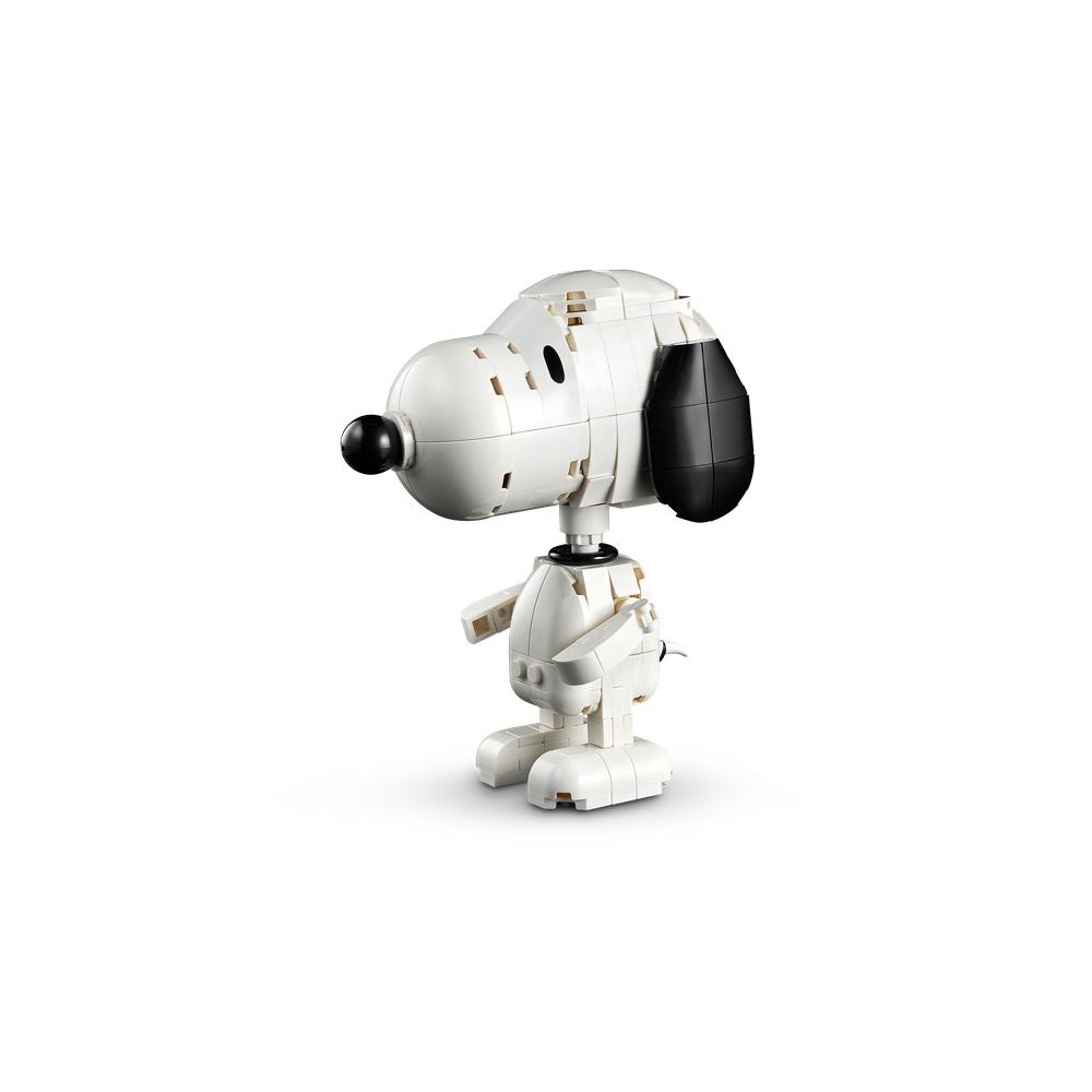 Lego Ideas 21368 Peanuts: Snoopy's Doghouse