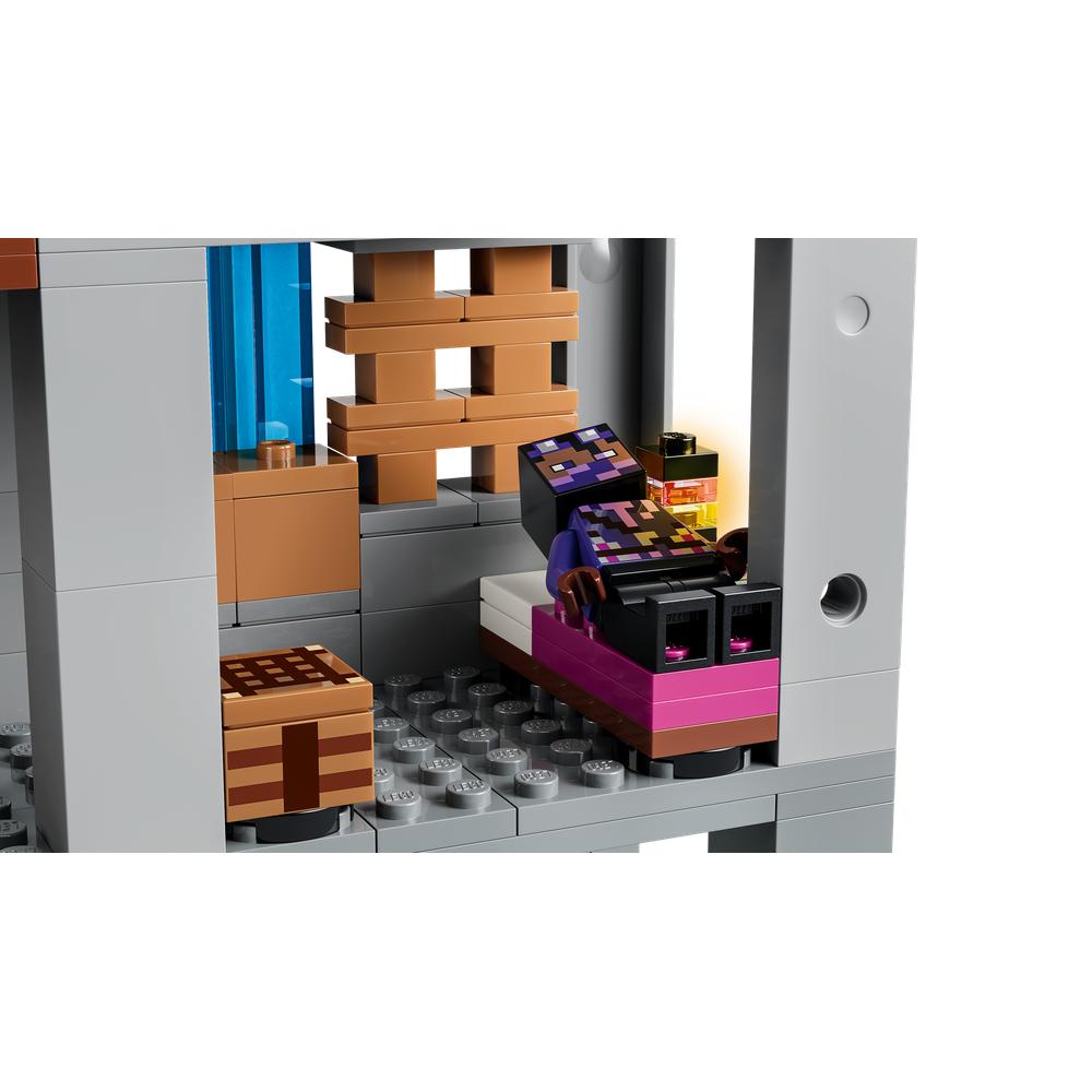 Lego Minecraft 21597 Ghast Station