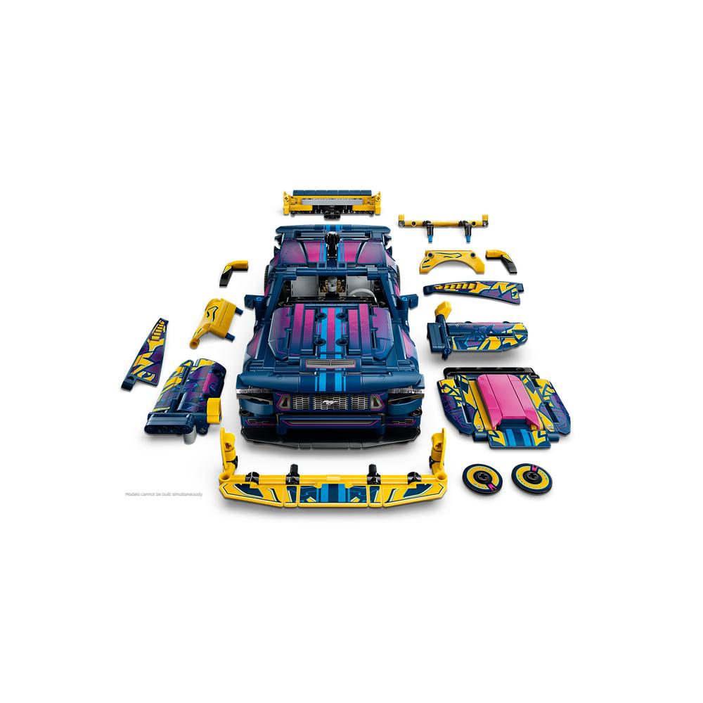 Lego Technic 42236 Custom Garage Ford Mustang GT Car