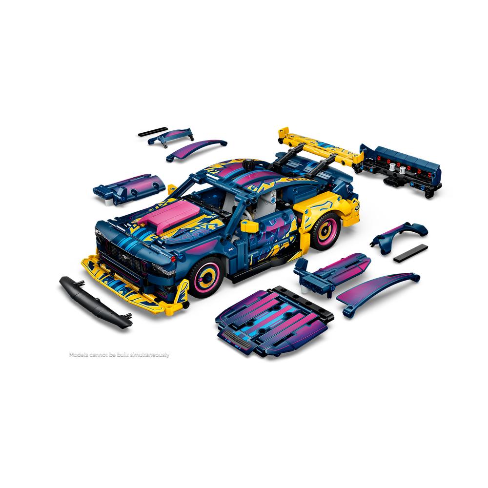 Lego Technic 42236 Custom Garage Ford Mustang GT Car