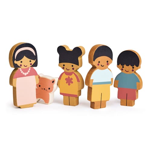 Mentari: Doll Family With Cat