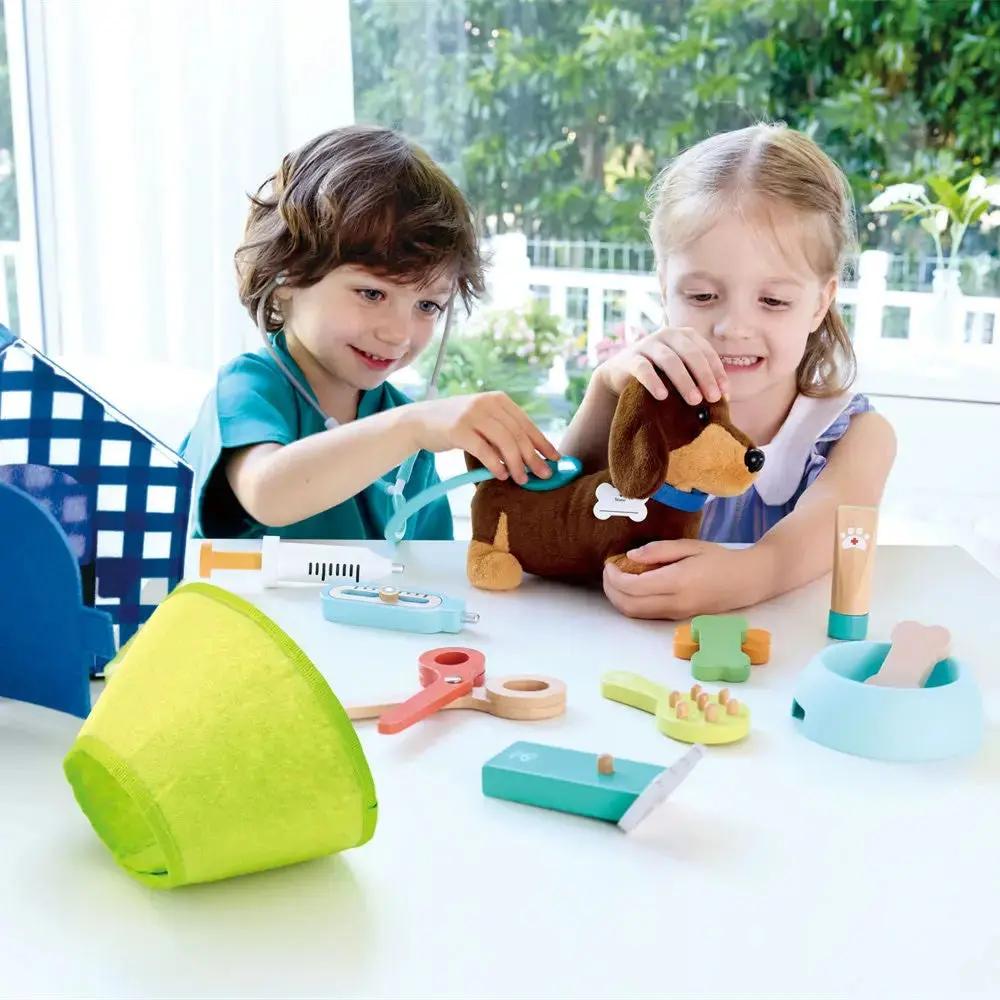 Hape Puppy Care Clinic Vet Set_1