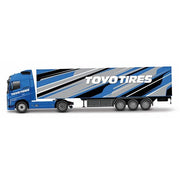 1:43 Street Fire Haulers With Trailer - Volvo Fh16 Globetrotter 750 Xxl Toyotires