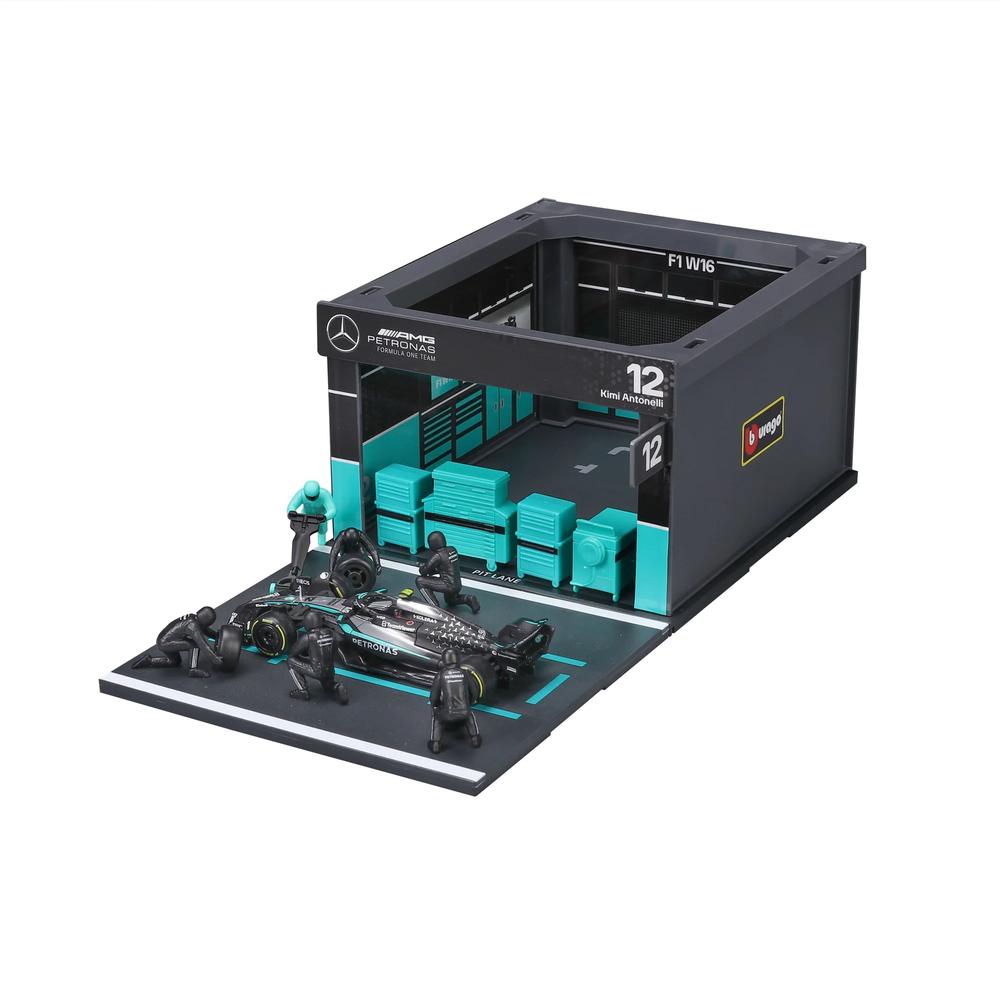 1:43 F1 Mercedes AMG W16 2025 Pit Pass Diorama Antonelli_3