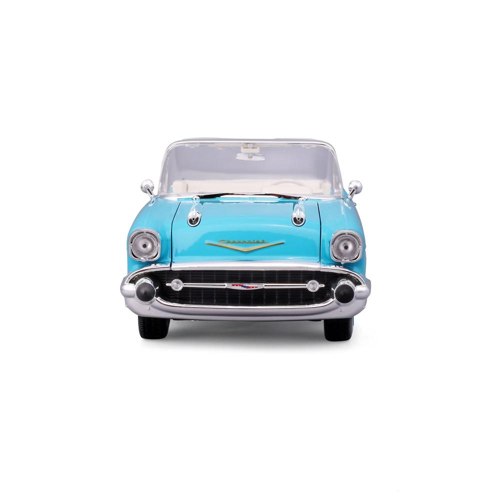 1:18 Chevrolet Bel Air Convertible Light Blue_2