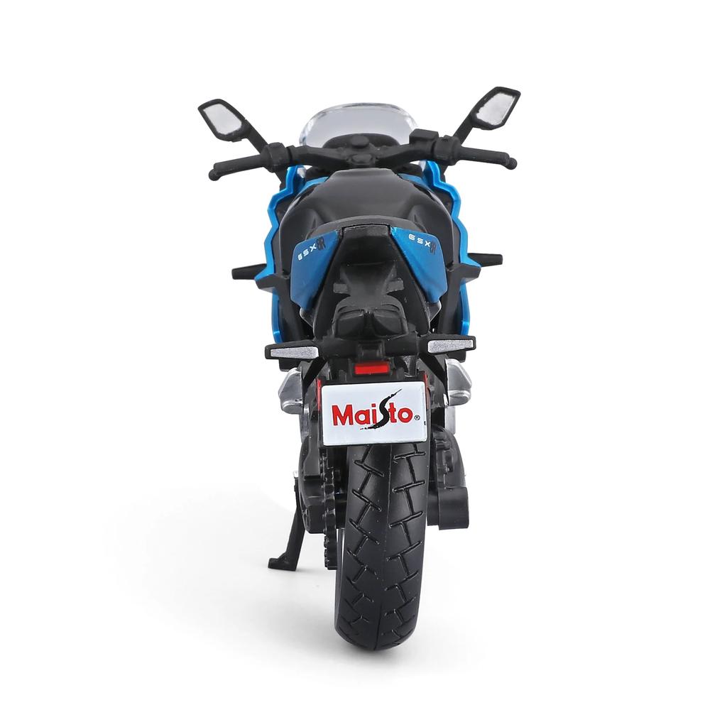 Maisto 1:18 Motorbike Suzuki GSX-8R Sports Bike