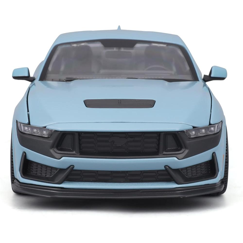 1:24 Ford Mustang Darkhorse 2024 Kit_3