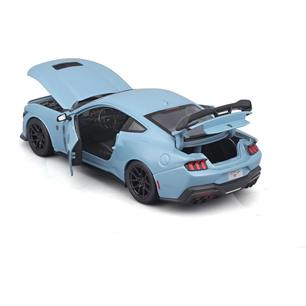 1:24 Ford Mustang Darkhorse 2024 Kit_5