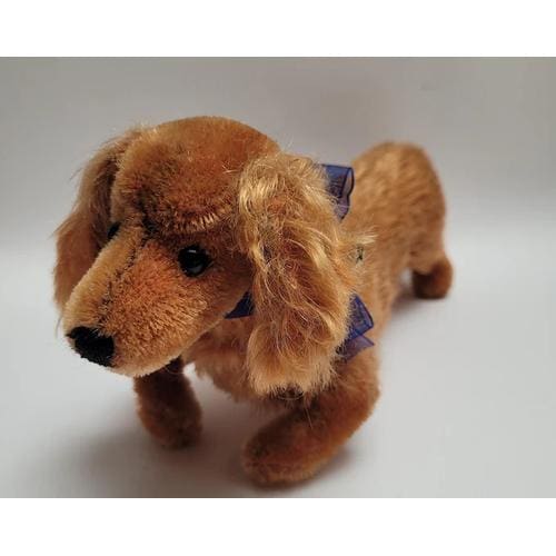Waldi Dachshund 30 brown standing