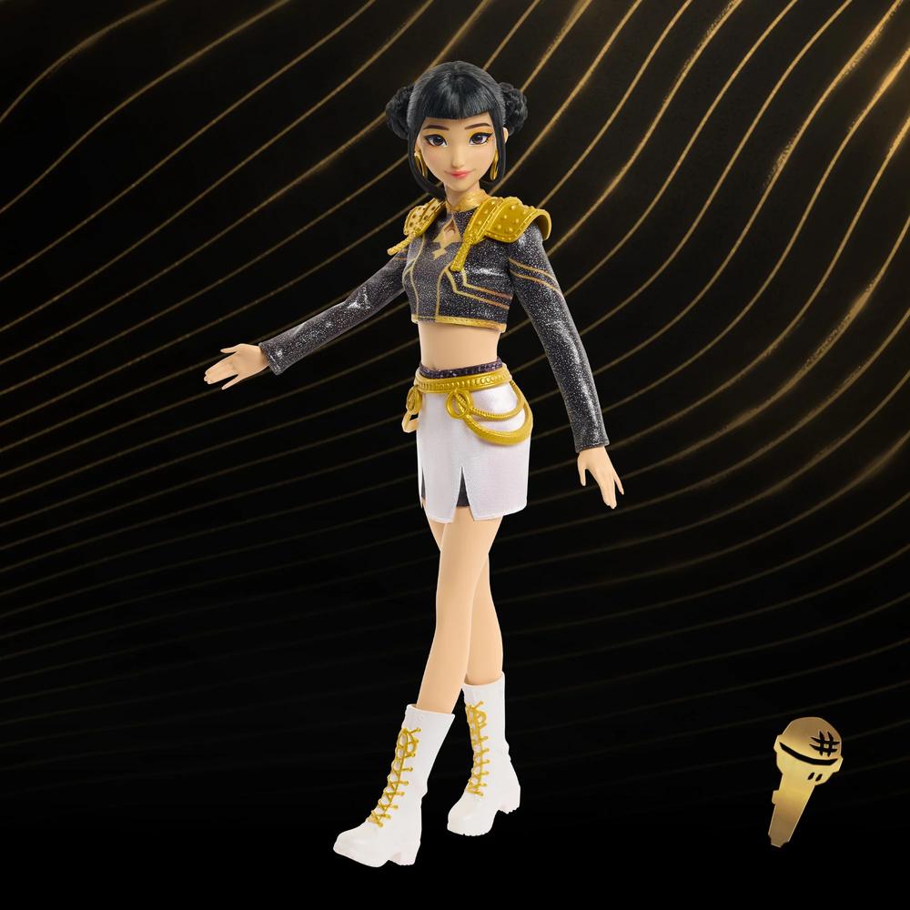 K-Pop Demon Hunters 12.5" Singing Doll: Zoey