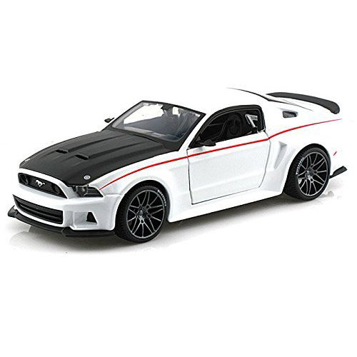 Ford-Mustang-White Ford-Mustang-White
