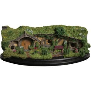 Hobbit Hole - 23 The Great Garden Smial Environment Figurine
