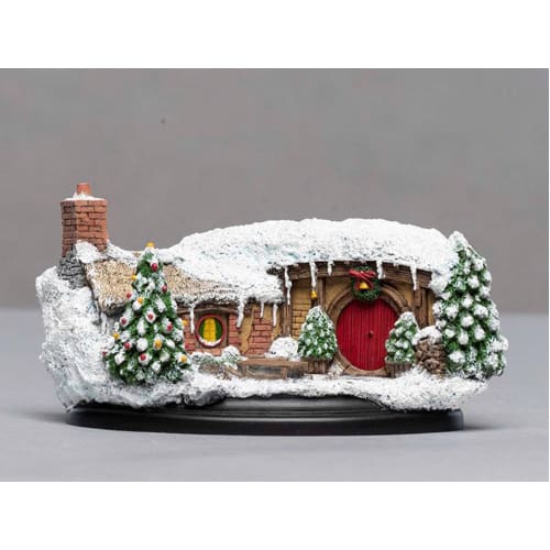 Hobbit Hole - Christmas #35 Bagshot Row Environment Figurine
