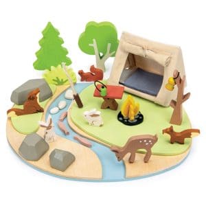 Tenderleaf: Wildlife Camping Playset