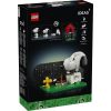 Lego-Ideas-21368-Peanuts-Snoopys-Doghouse-9